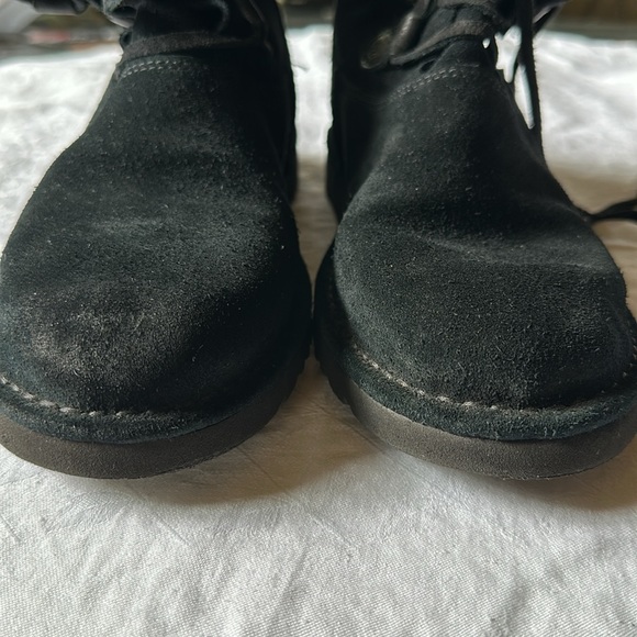 Ugg Boots Unlined Lace Up 8 / 8 1/2 Black pre owned - Picture 11 of 14